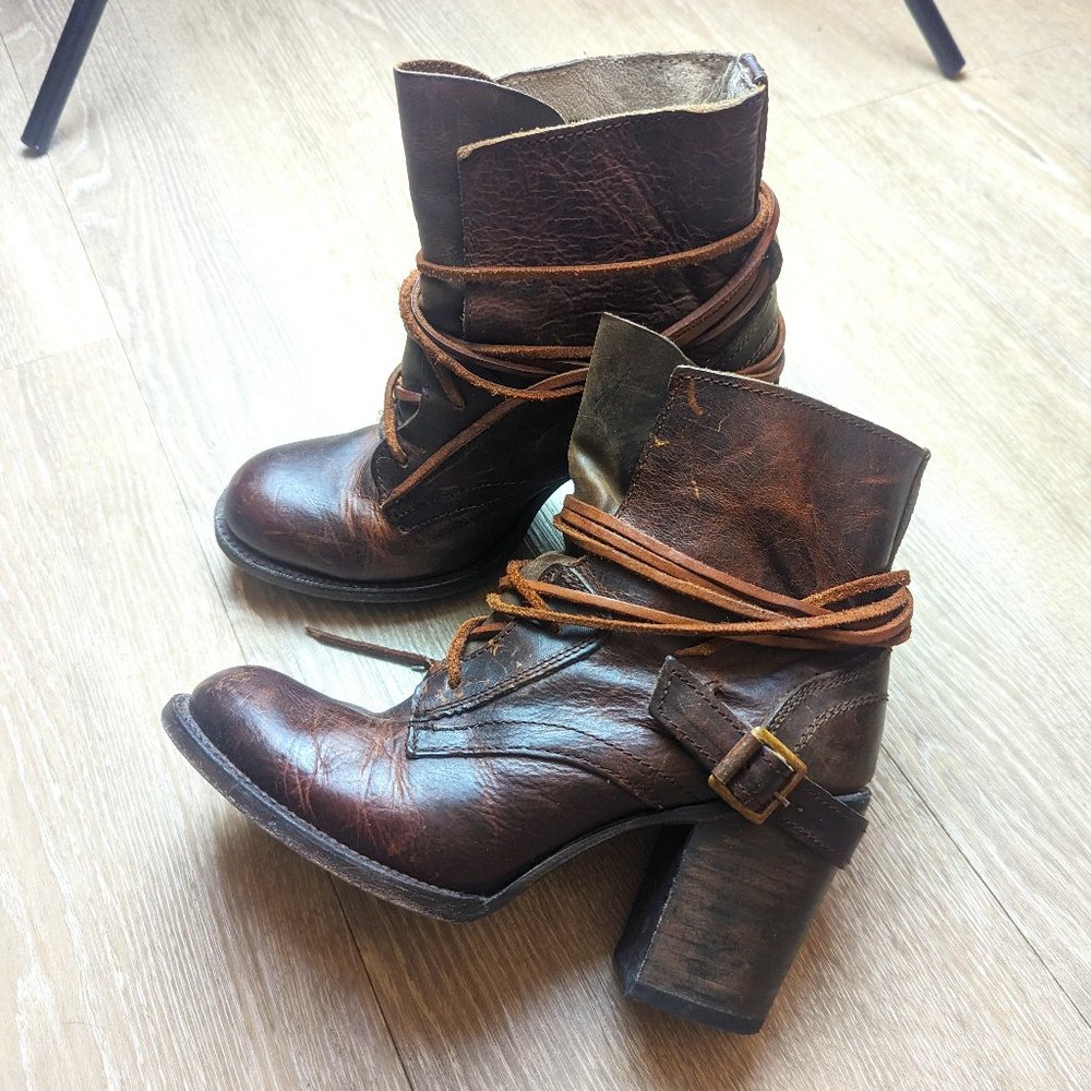 Freebird by Steven Billy Heeled Lace-up Boots - Size 9